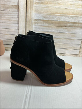 UGG Black Suede Women's Heels Size 9.5